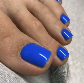 Beauty - Nails - toes - blue