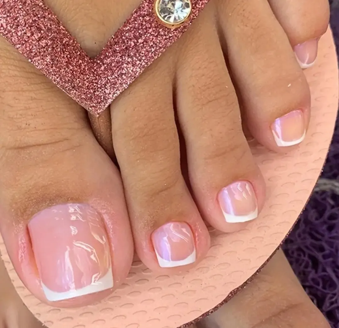 Beauty - Nails - toes - french