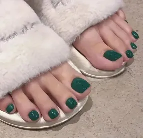 Beauty - Nails - toes - green