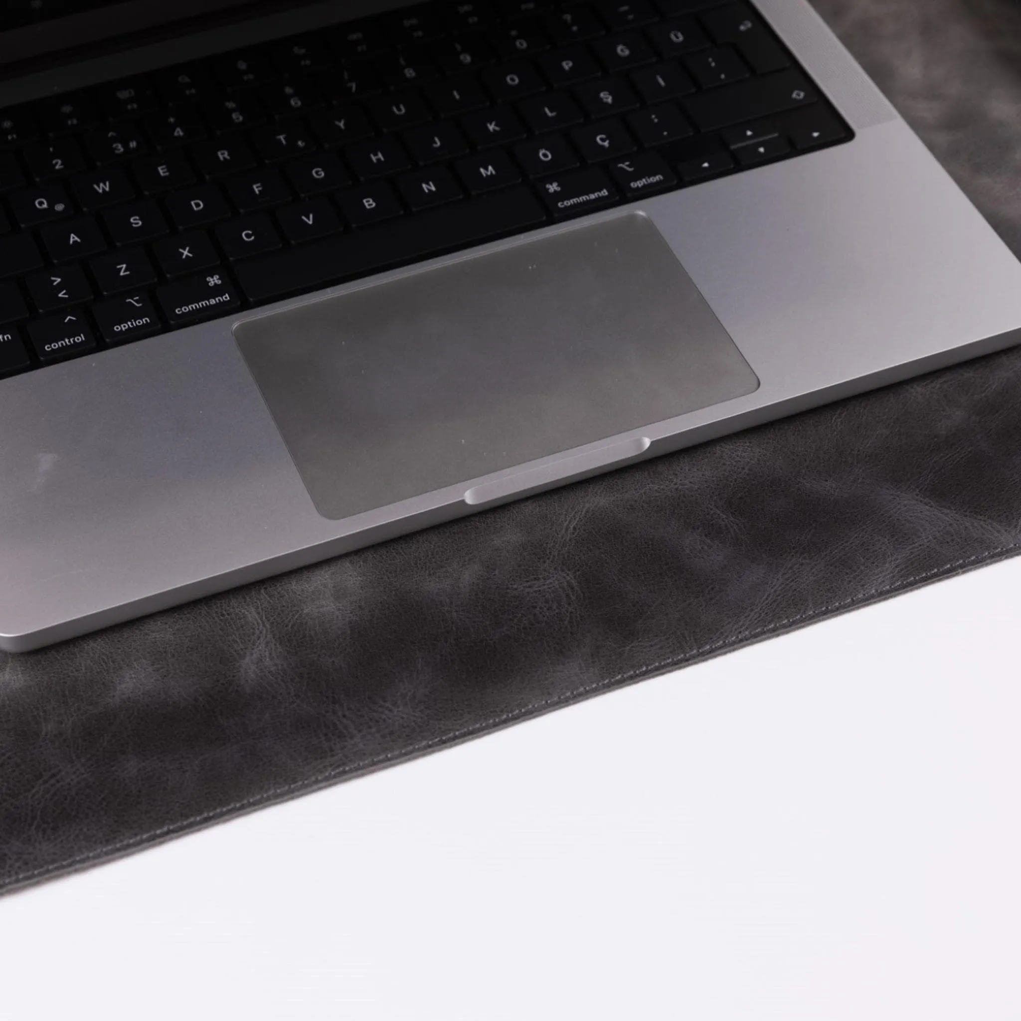 Customizable Full Grain Leather Deskmat, Desk Pad