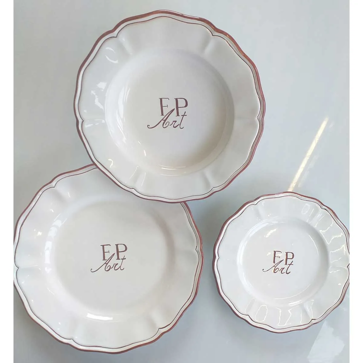 Set of 3 decorated ceramic plates: 1 flat plate, 1 soup plate, 1 dessert plate