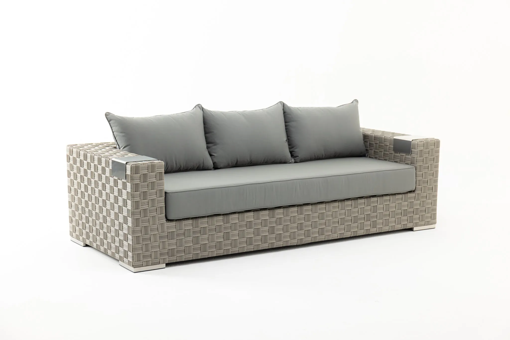TAVORO Outdoor Lounge Set (Avail End October 2024)