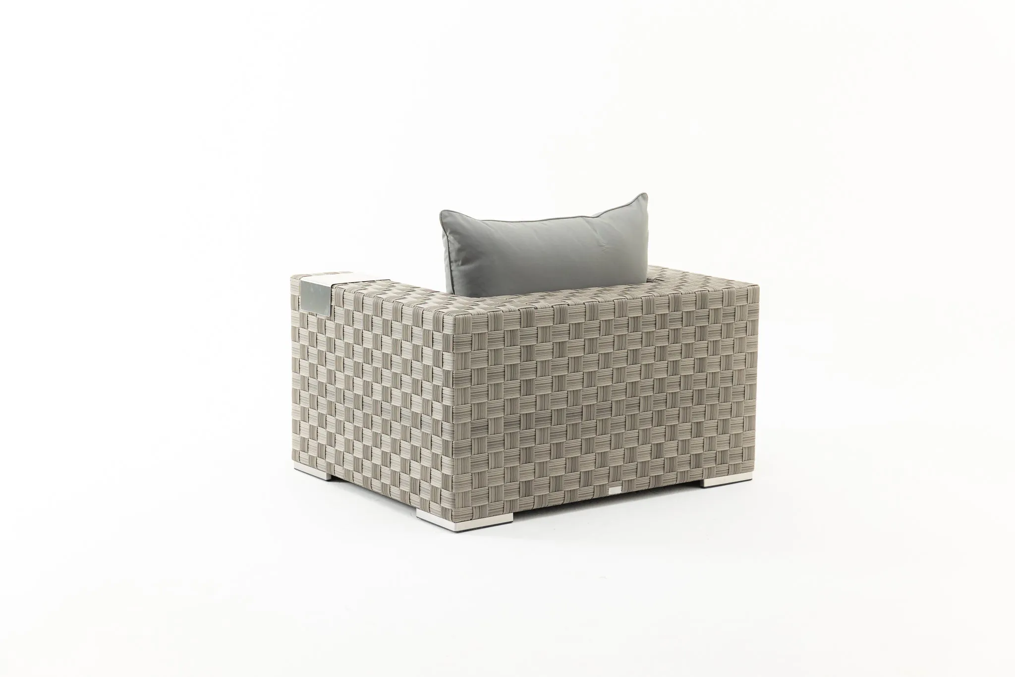 TAVORO Outdoor Lounge Set (Avail End October 2024)