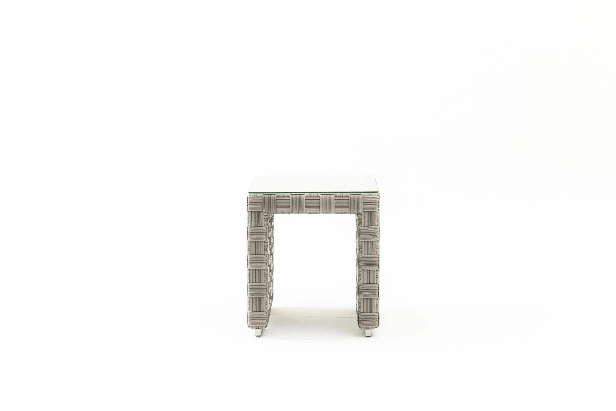 TAVORO Outdoor Lounge Set (Avail End October 2024)