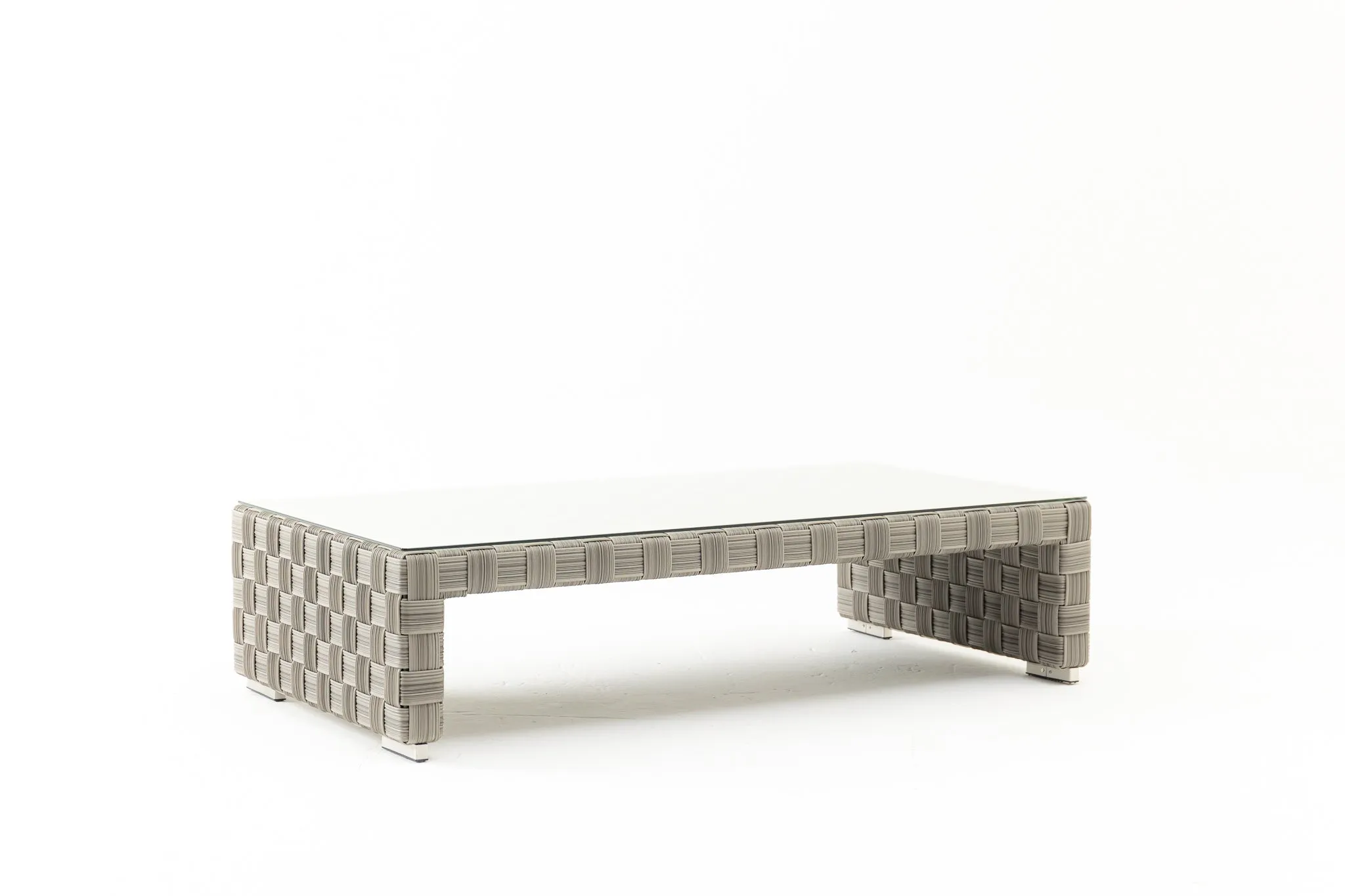 TAVORO Outdoor Lounge Set (Avail End October 2024)